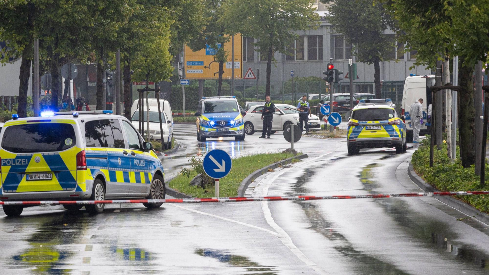 Polizeieinsatz in Bonn: Fünf Menschen wurden durch einen Messerangriff verletzt. (Symbolfoto)