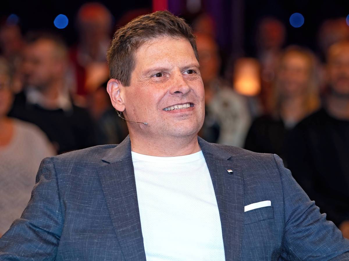 Bei der MDR-Talkshow Riverboat sitzt Jan Ullrich in der Runde.