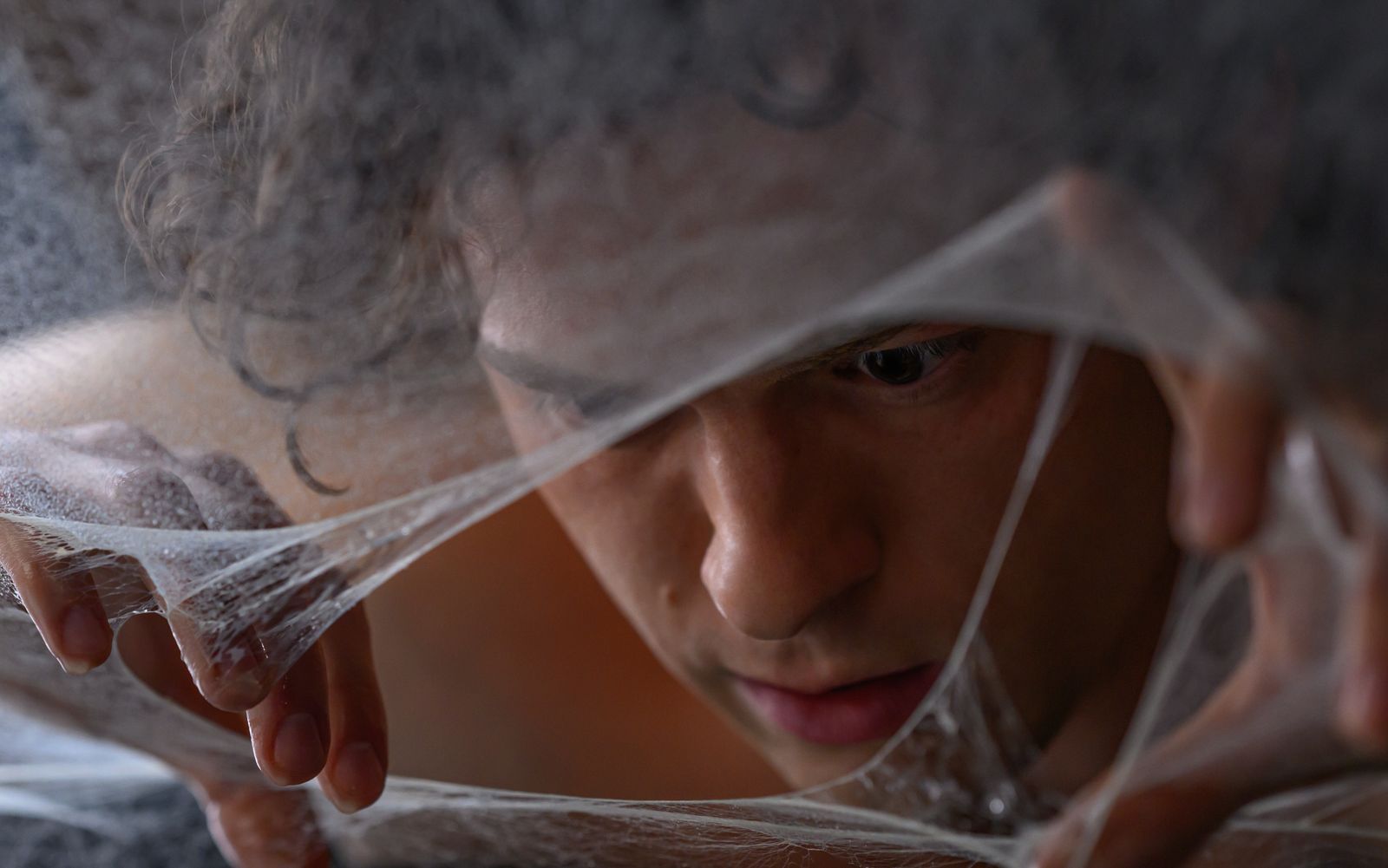 „Spider-Man: Brand New Day“ markiert für Peter Parker (Tom Holland) einen ganz neuen Anfang. (Bild: 2026 CTMG/2026 Marvel)