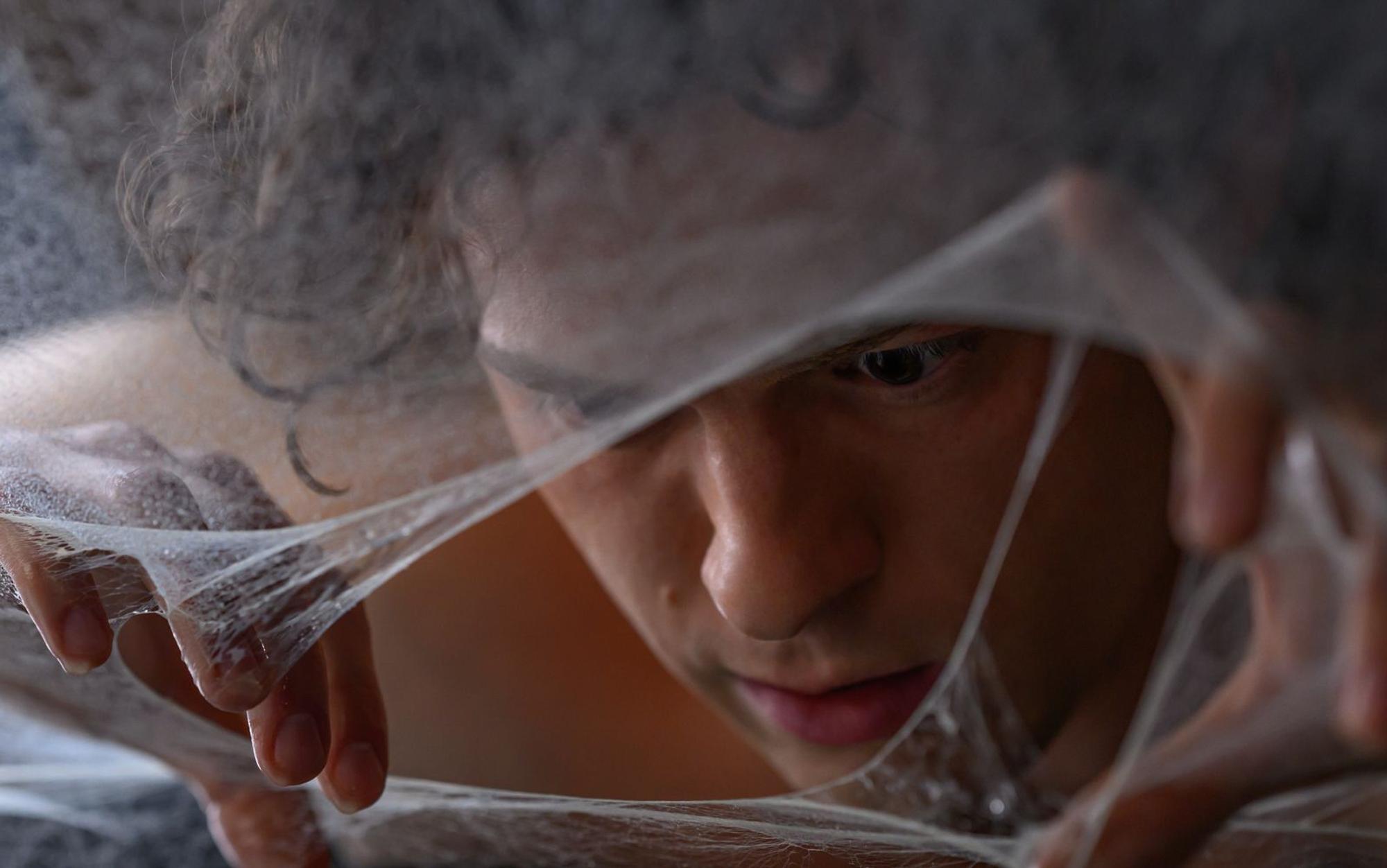 „Spider-Man: Brand New Day“ markiert für Peter Parker (Tom Holland) einen ganz neuen Anfang. (Bild: 2026 CTMG/2026 Marvel)