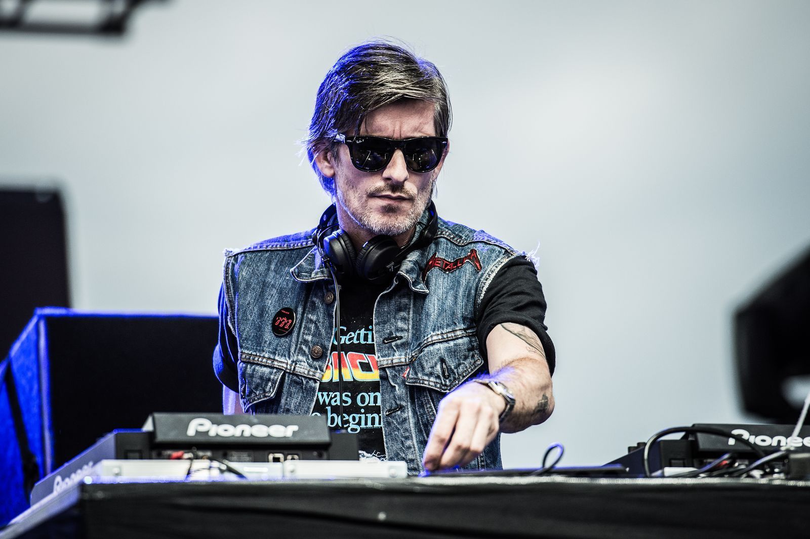 Der französische DJ Kavinsky ist im Alter von 50 Jahren gestorben. (Bild: 2012 Getty Images/David Wolff - Patrick)