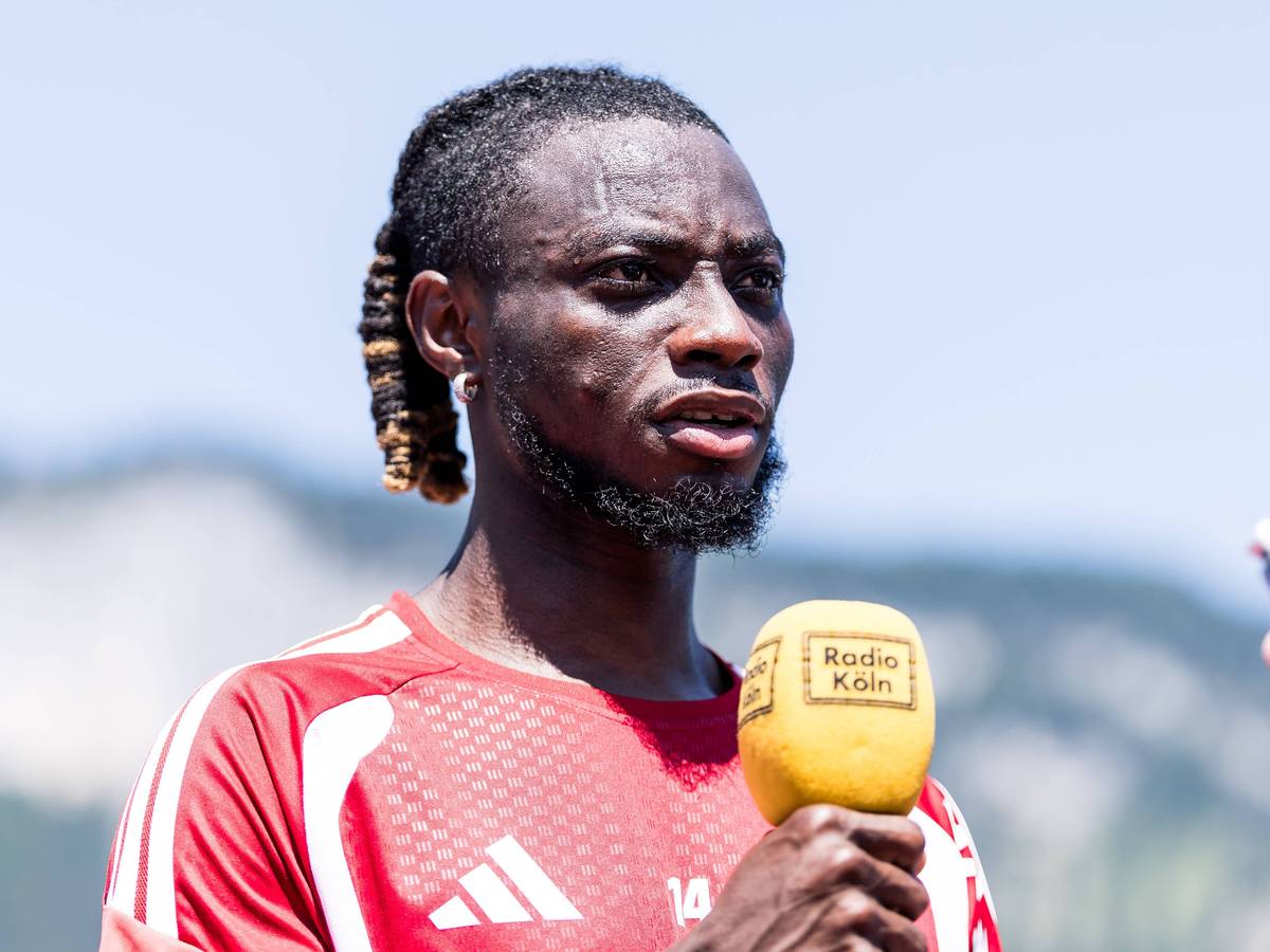 Interview mit Gideon Mensah nach dem Training beim 1. FC Köln.