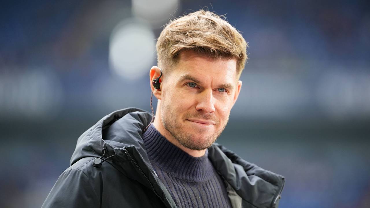 Ex-Profi Simon Terodde als Sky-Experte in Aktion.
