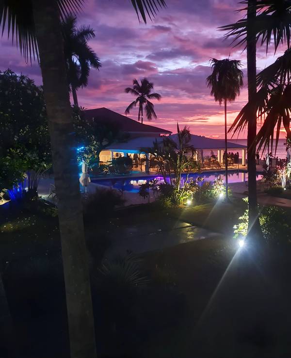 Beeindruckender Blick auf ein Ferienresort auf der Karibikinsel Grenada.