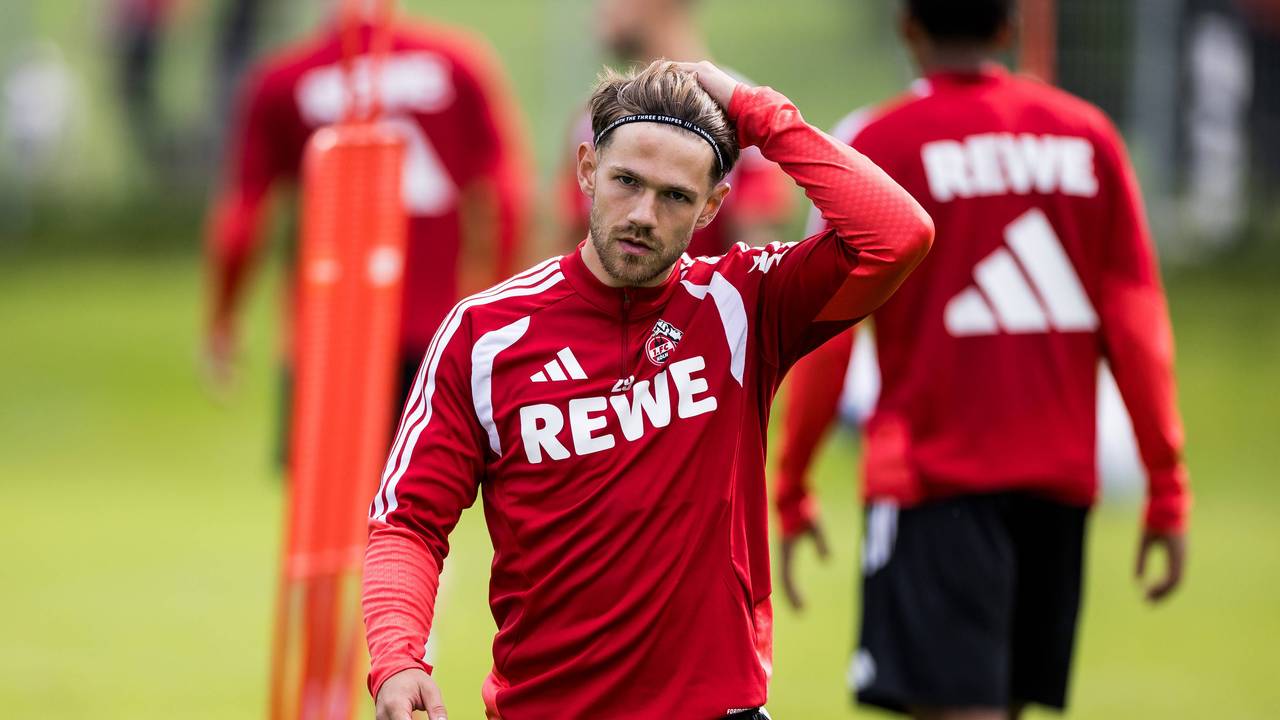 Jan Thielmann trainiert im Trainingslager.