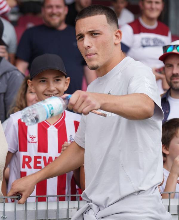 Sabrina und Sohn Said El Mala am 18. Juli 2026 im Südstadion.