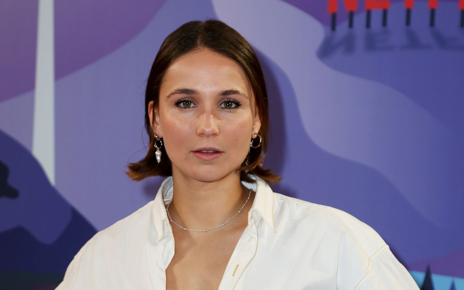 Cosima Henman (29, Bild) überzeugt in der neuen ZDF-Familienkomödie „Plötzlich Schwester“ (6. August, 20.15 Uhr, sowie ab 13. Juli in der ZDF-Mediathek) an der Seite von Andrea Sawatzki (63). (Bild: 2024 Getty Images/Adam Berry)