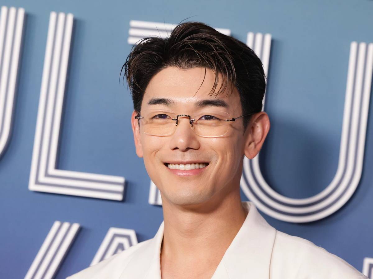 „Wen rufe ich an, wenn es schwierig wird? Wer hält wirklich zu mir?“ Schauspieler Eric Nam macht sich Gedanken über das Miteinander. (Bild: 2026 Getty Images/Rodin Eckenroth)