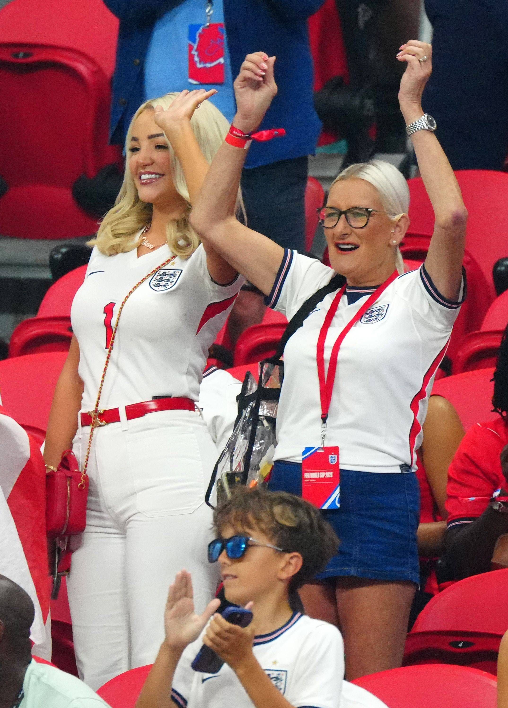 Megan Davison jubelt während der WM im Stadion.