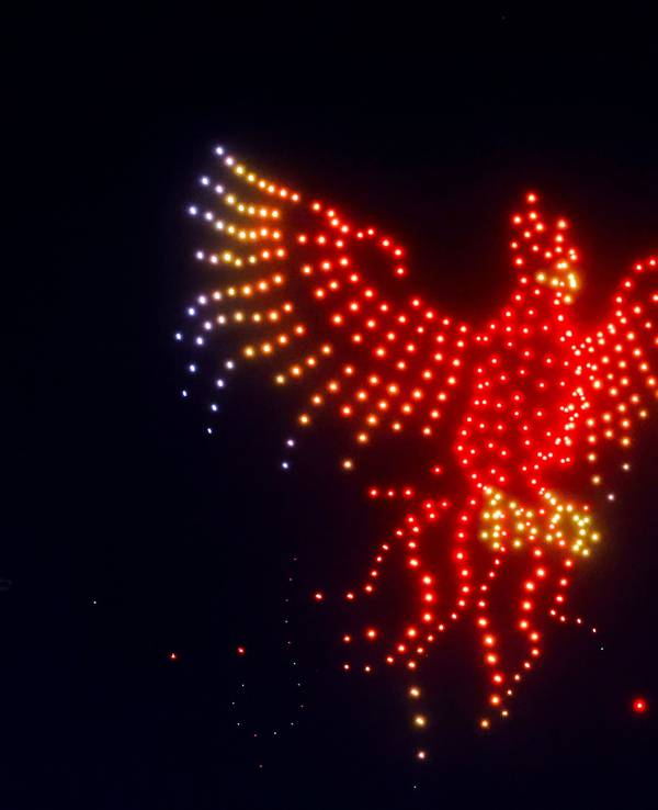 Drohnenshow bei den Kölner Lichtern.