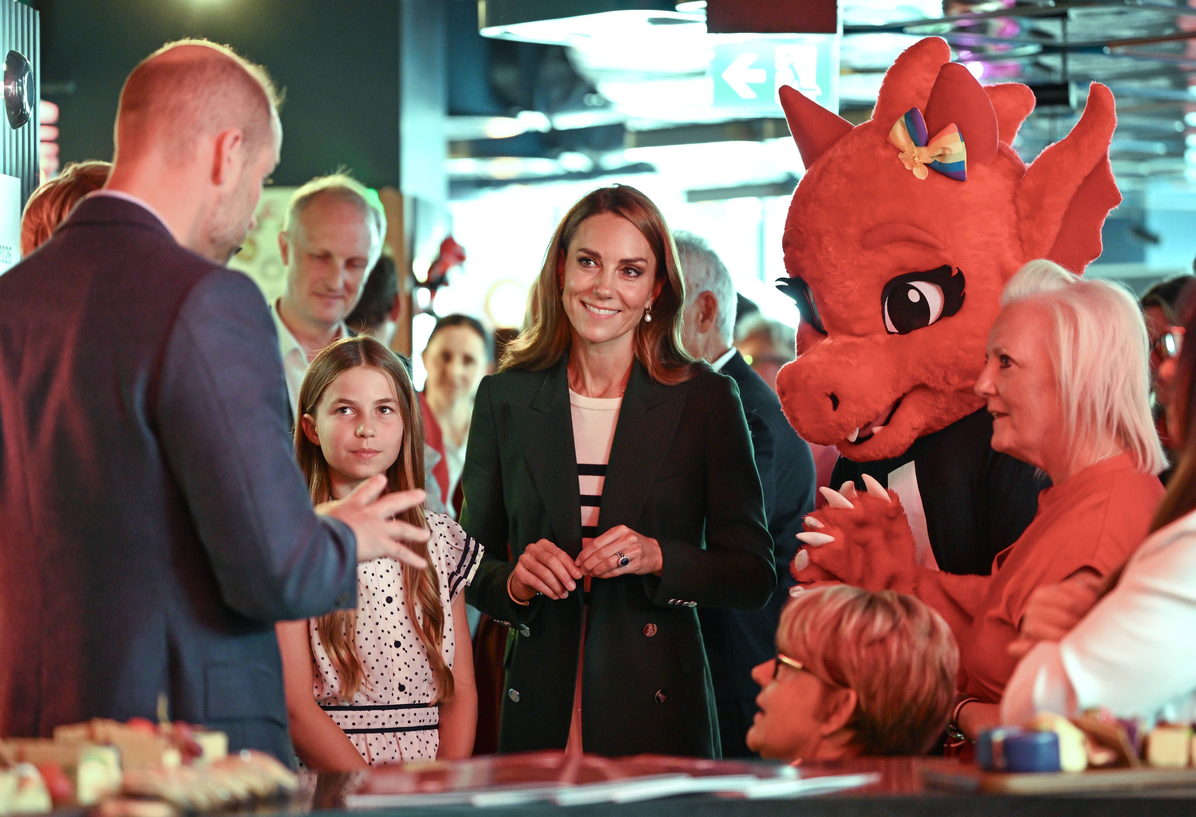 Der Prinz und die Prinzessin von Wales besuchten am 1. August 2026 gemeinsam mit ihren drei Kindern Prinz George, Prinzessin Charlotte und Prinz Louis die Commonwealth Games in Glasgow.