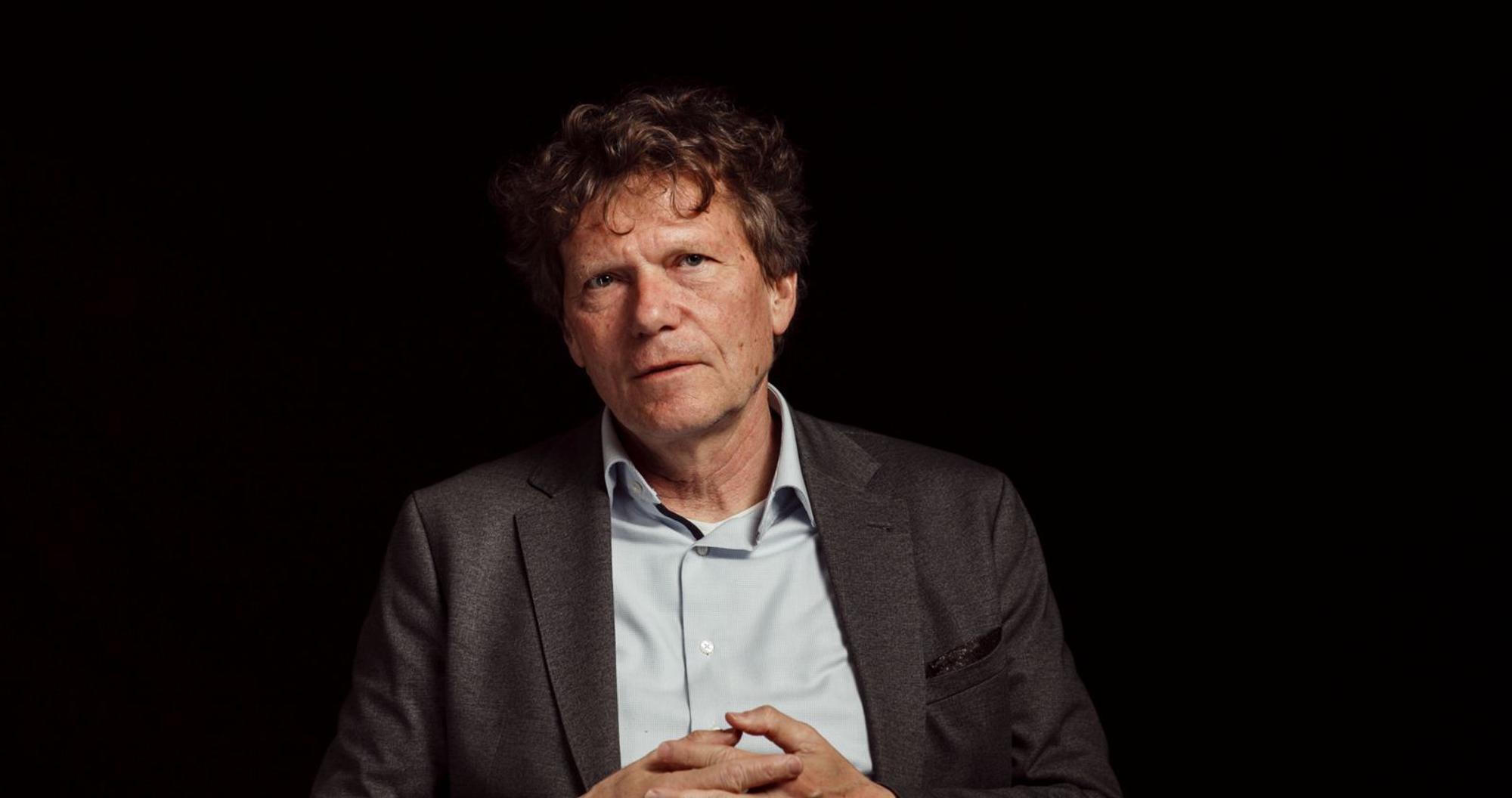 Der Soziologe Hartmut Rosa sagt in der ZDF-Doku: „Diese gefühlte Verhärtung, dass wir uns feindlich gegenüberstehen, ist eigentlich eine große Illusion.“ (Bild: ZDF / Benjamin Hotz)