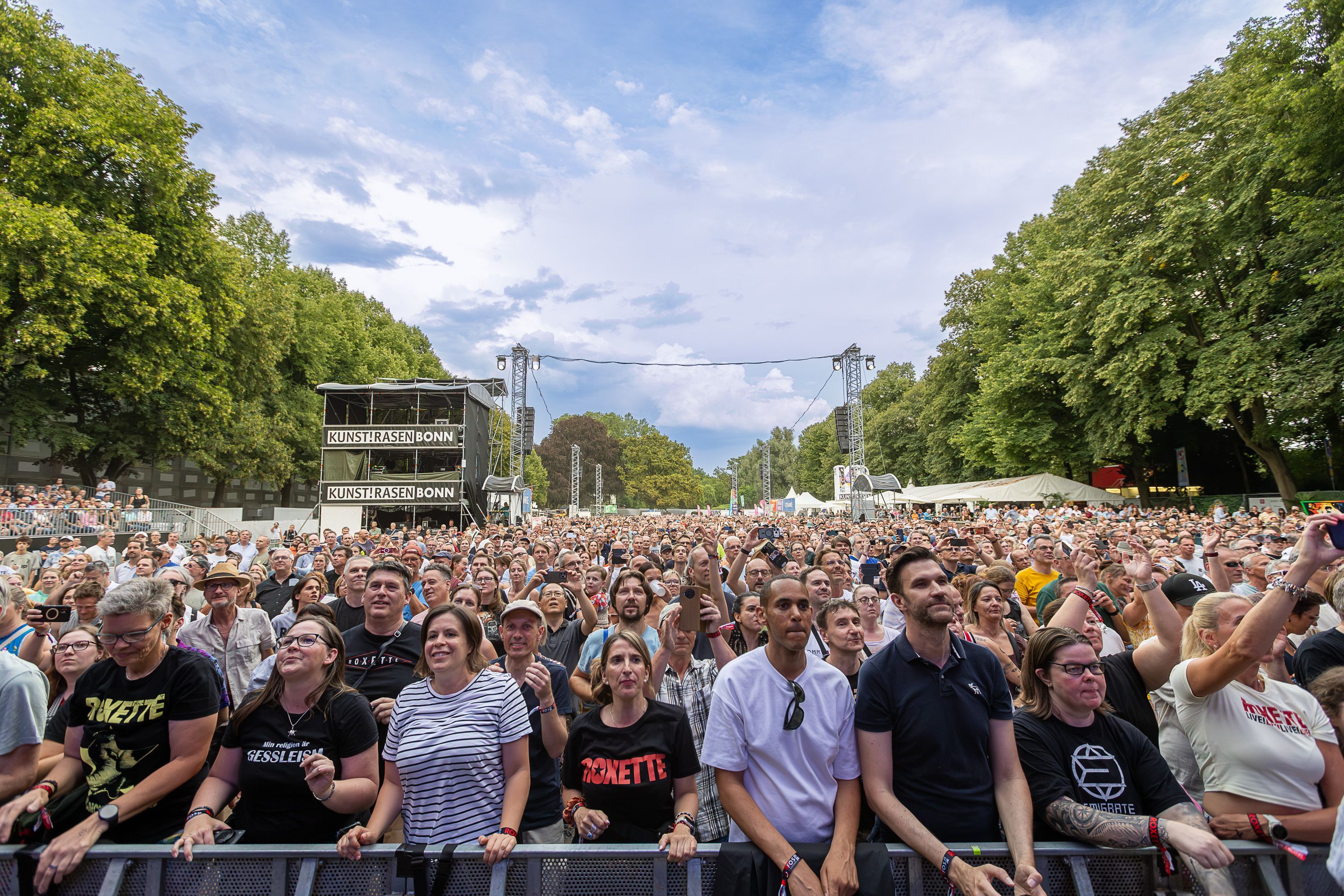 Blick ins Publikum beim Roxette-Konzert in Bonn.
