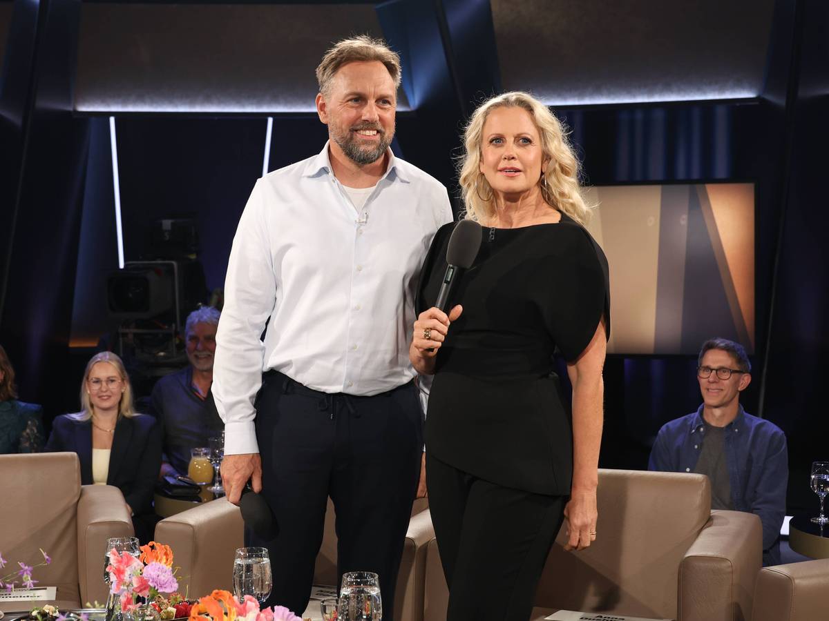 Steven Gätjen & Barbara Schöneberger in Talkshow