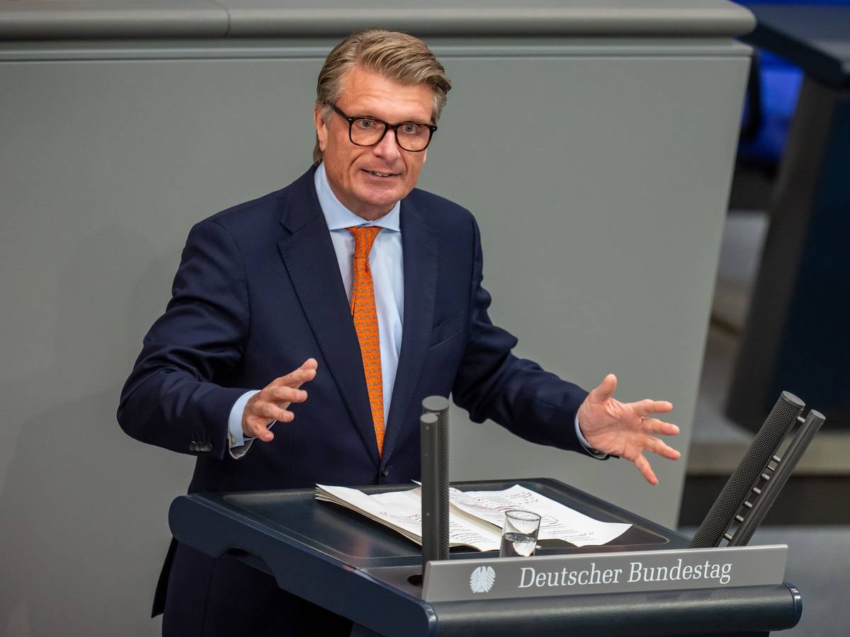 Thomas Bareiß (CDU) spricht im Bundestag bei den Haushaltsberatungen zur Einbringung des Entwurfs für den Bundeshaushalt 2025.