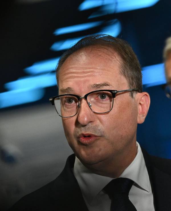 Bundesinnenminister Alexander Dobrindt äußerte sich am Mittwoch zum Drohnen-Alarm in Leipzig.