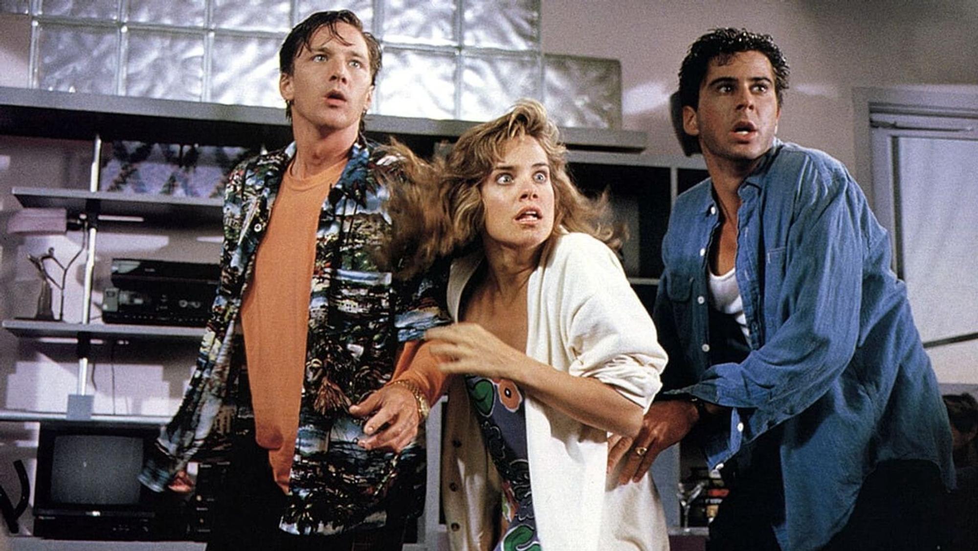 Die Ereignisse überstürzen sich, nachdem Richards und Larrys Chef das Zeitliche gesegnet hatte. Als dann auch noch Gwen (Catherine Mary Stewart) einweihen, ist das Chaos perfekt. (Bild: 20th Century Studios)