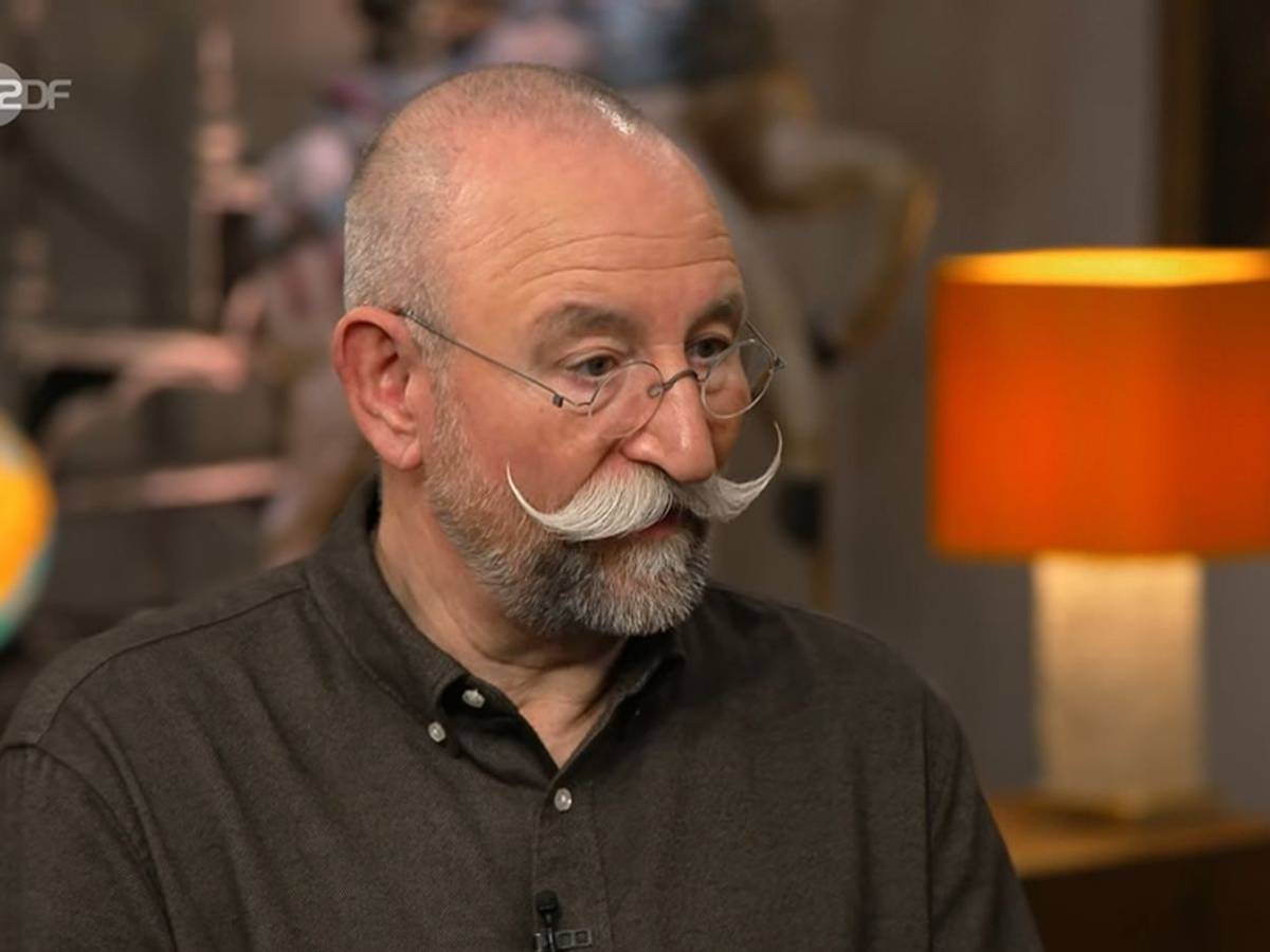 Moderator Horst Lichter staunte beim Anblick des Teleskops: „Das ist großartig - Wahnsinn!“ (Bild: ZDF)