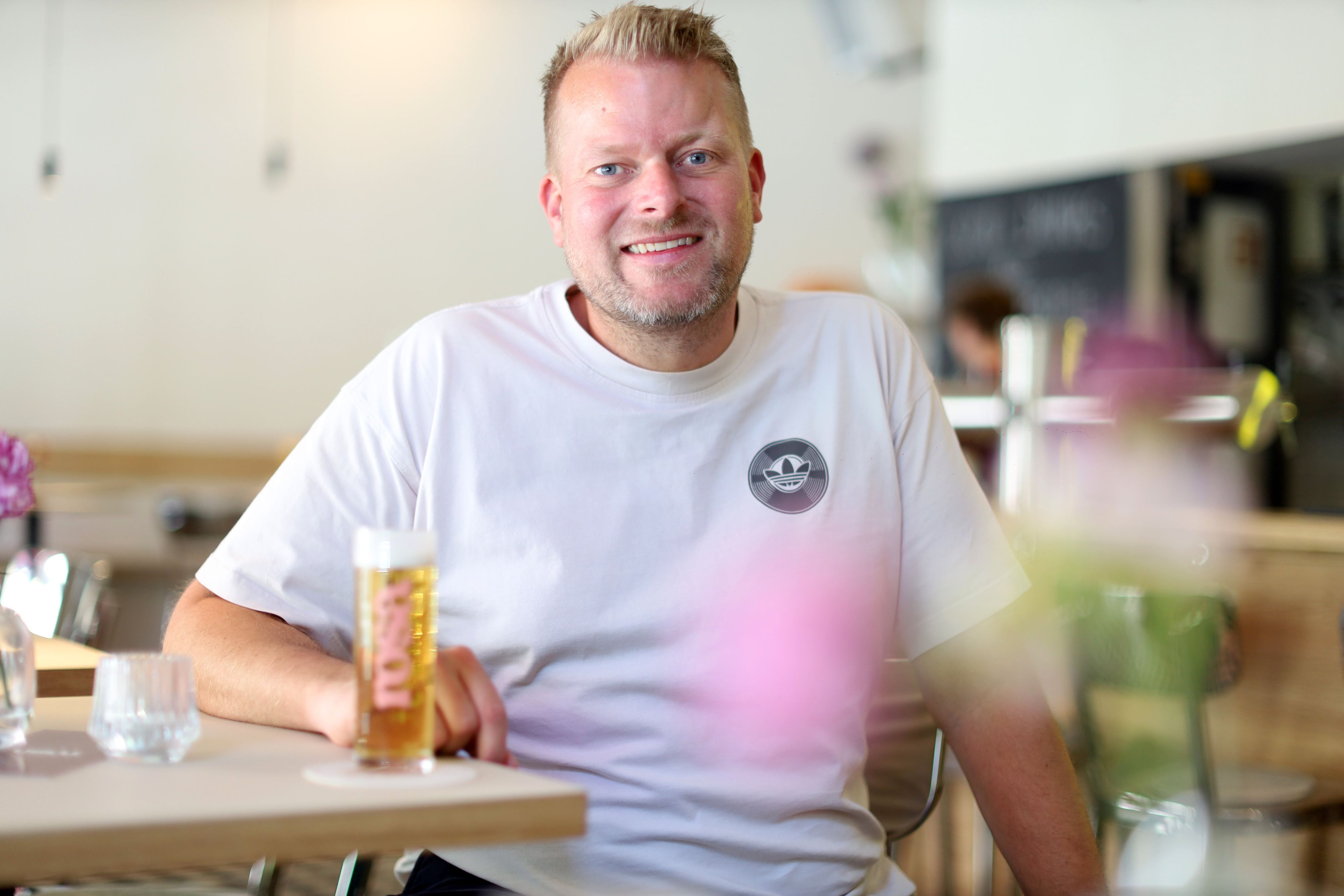 Wilke Stroman in der Bar Rosa am Brüsseler Platz.