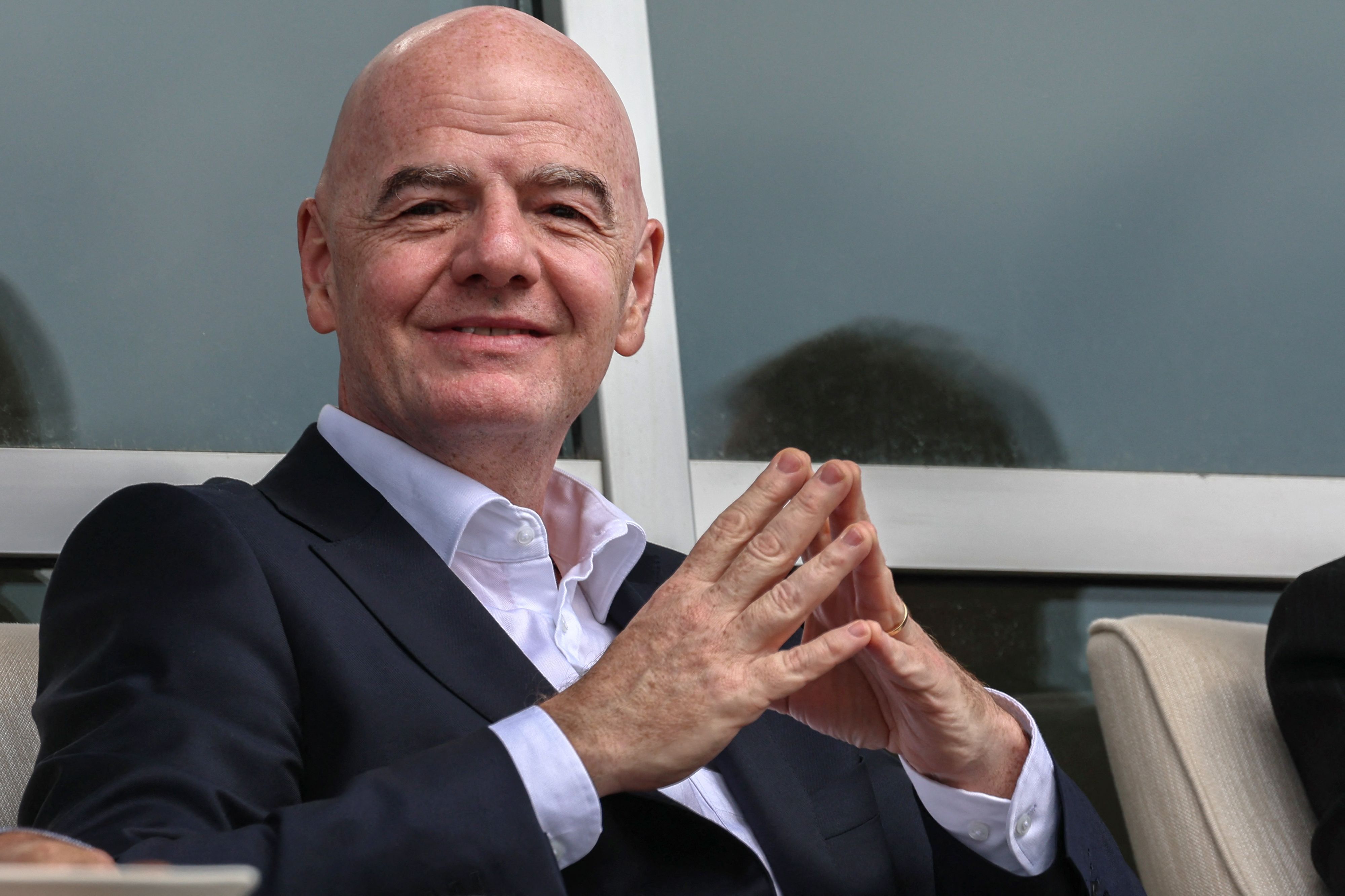 Fifa-Chef Gianni Infantino hat nach einer Notfallsitzung in der marokkanischen Hauptstadt Rabat offizielle Rückendeckung der Fifa-Spitze bekommen.