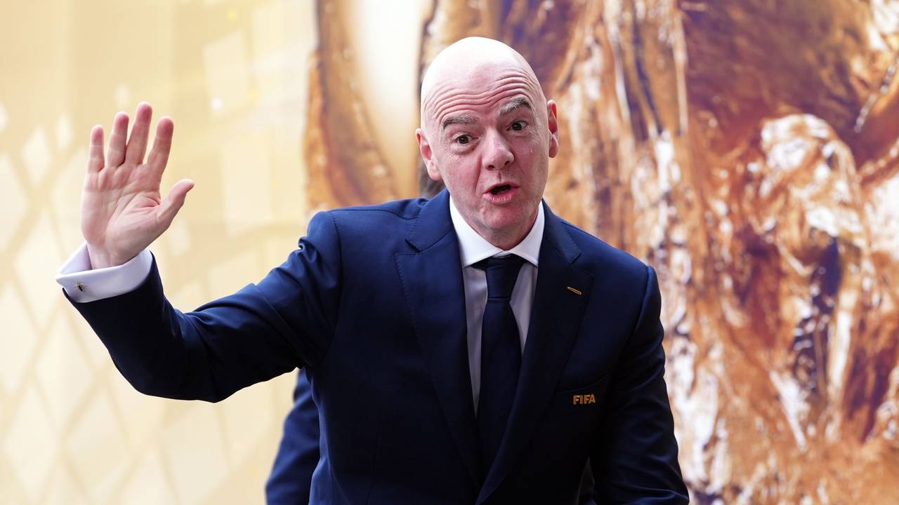 Gianni Infantino winkt ab.