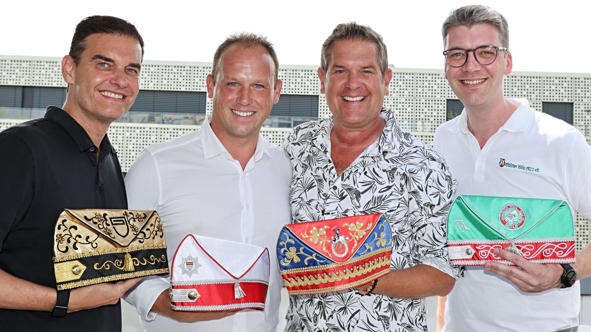 Peter Wackel mit Marco Pütz, Marcel Kappestein und Ben Bereuter.