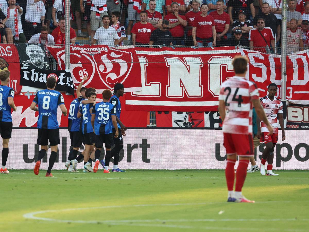 Jubel bei Mannheim vor den mitgereisten Fortuna-Fans.