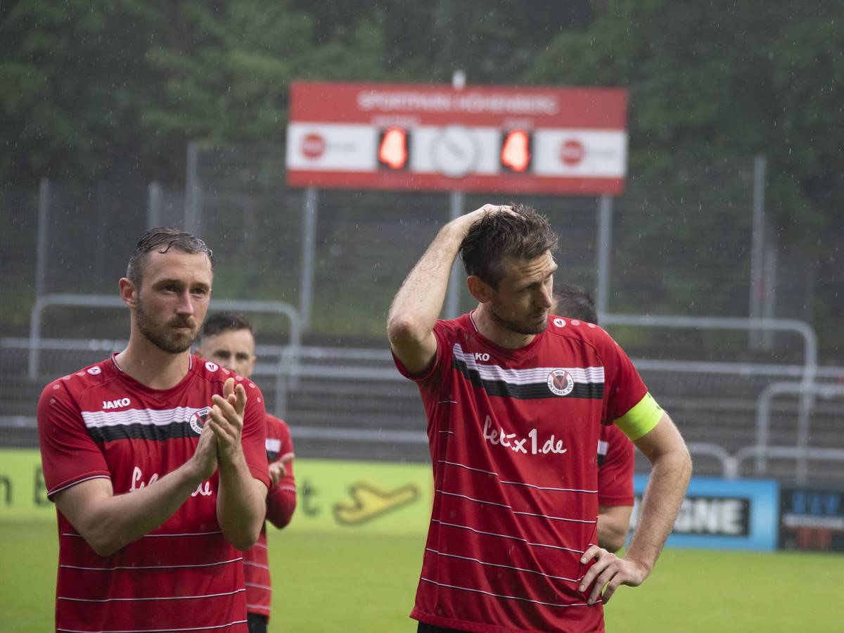Enttäuschte Viktoria-Spieler.