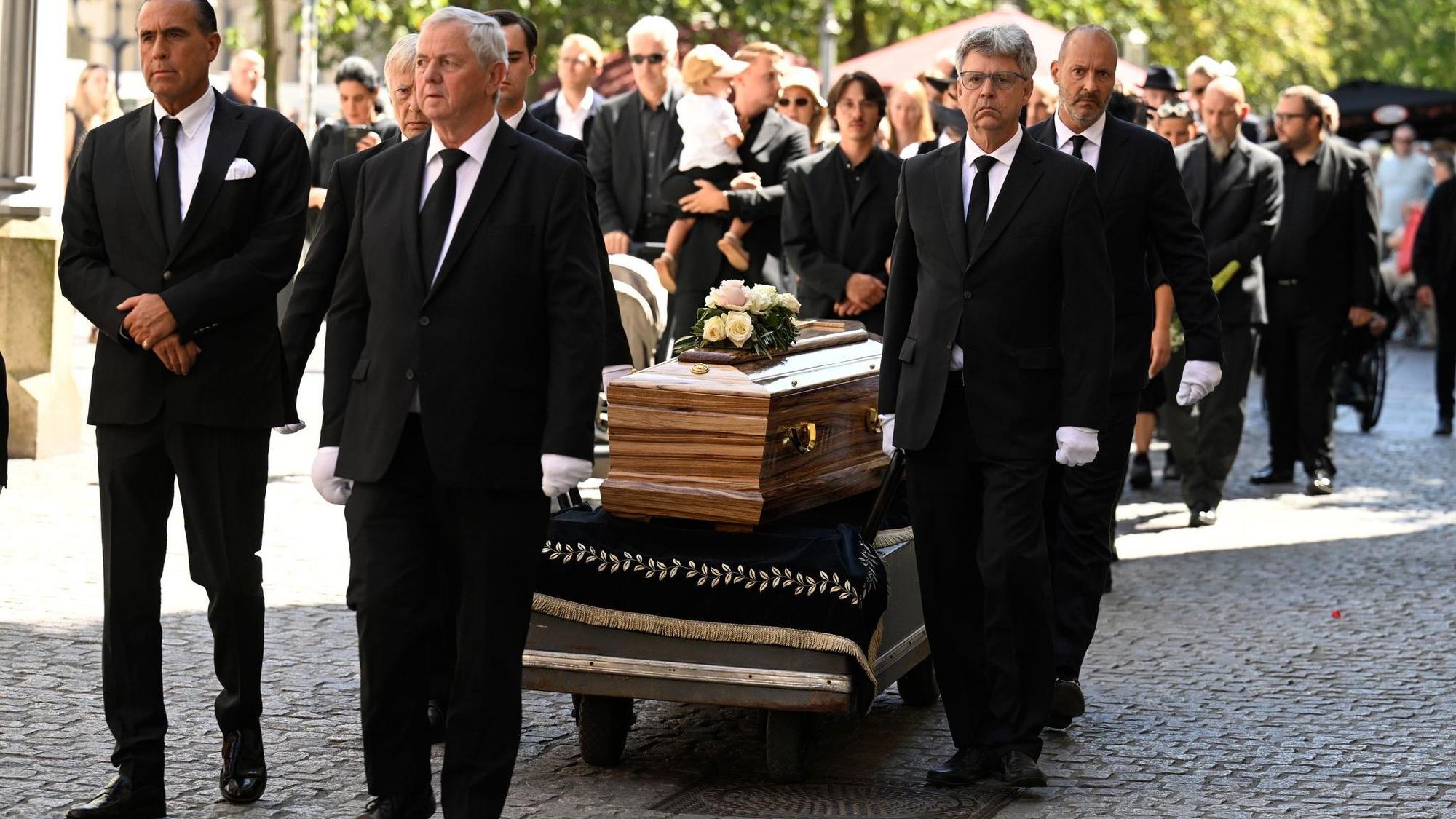 Beisetzung des Kabarettisten Konrad Beikircher