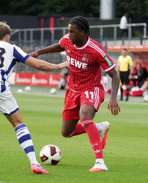 Reigan Heskey im Test gegen Real Sociedad.