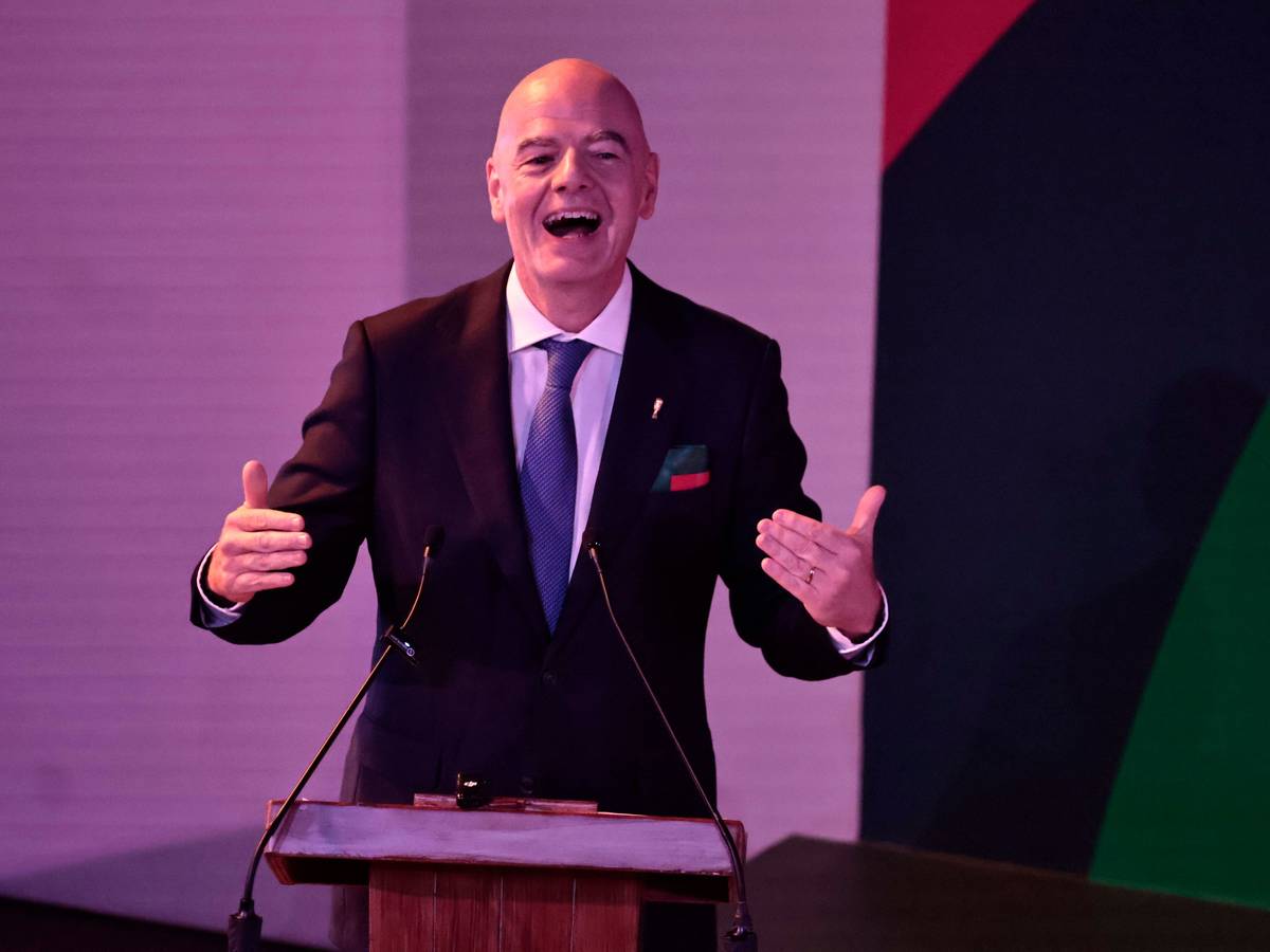 Fifa-Präsident Gianni Infantino spricht auf der Bühne in Mexiko.