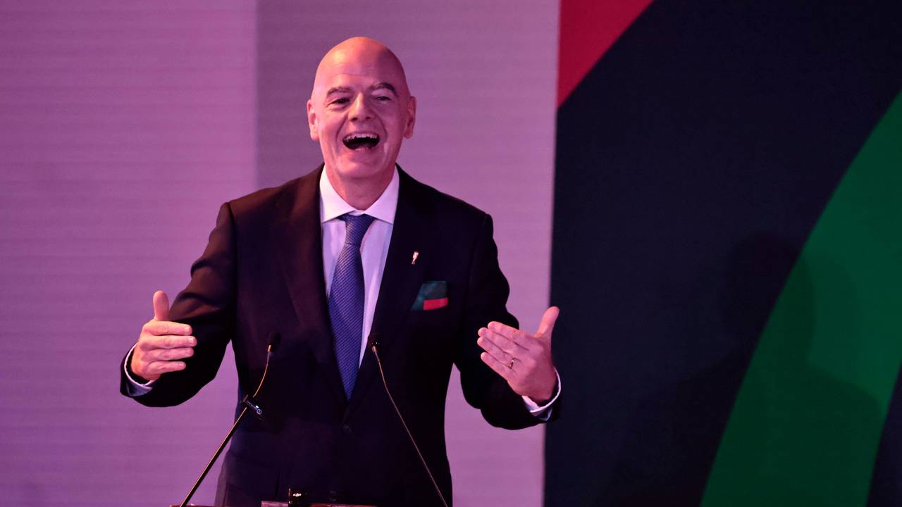 Fifa-Präsident Gianni Infantino spricht auf der Bühne in Mexiko.