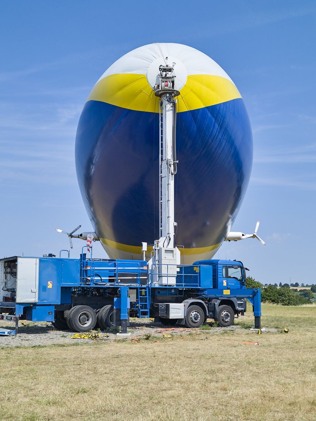 Der Forschungszeppelin fliegt auch über Köln.