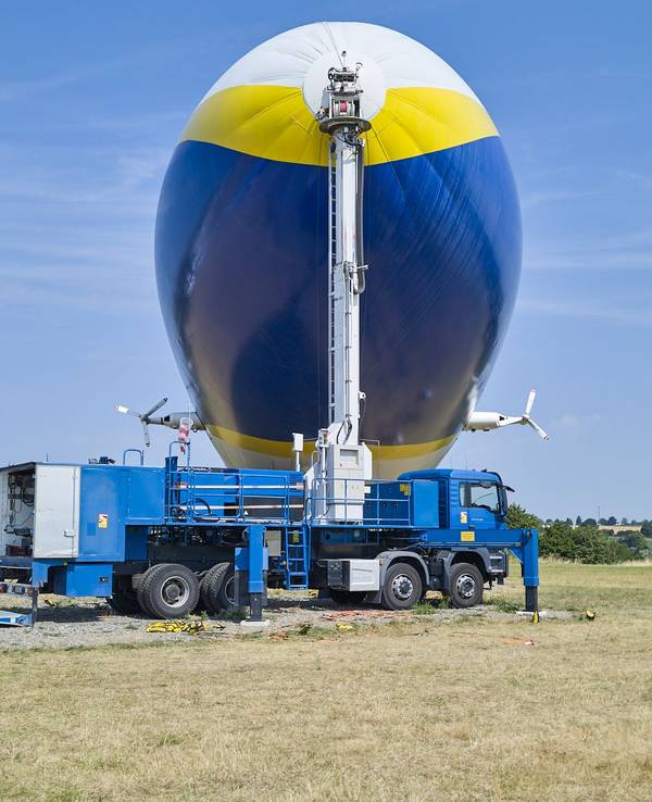 Der Forschungszeppelin fliegt auch über Köln.
