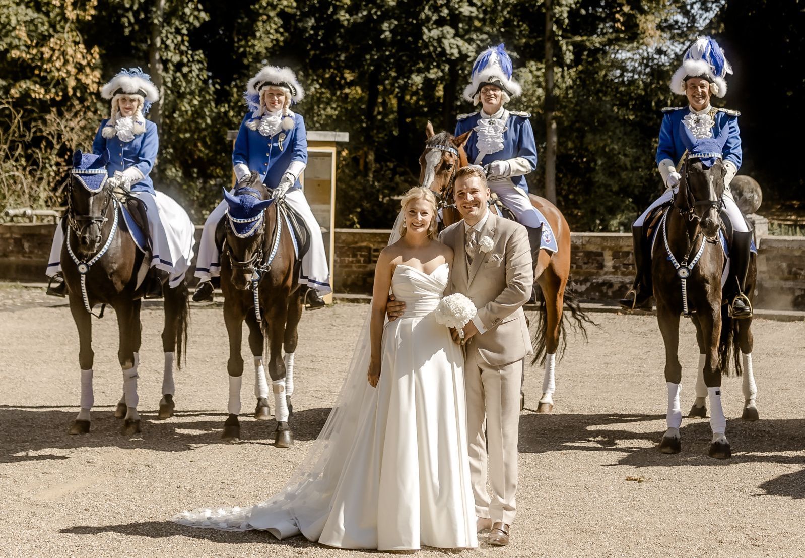 Marie Steffens und Phil Lehmann bei ihrer Hochzeit.