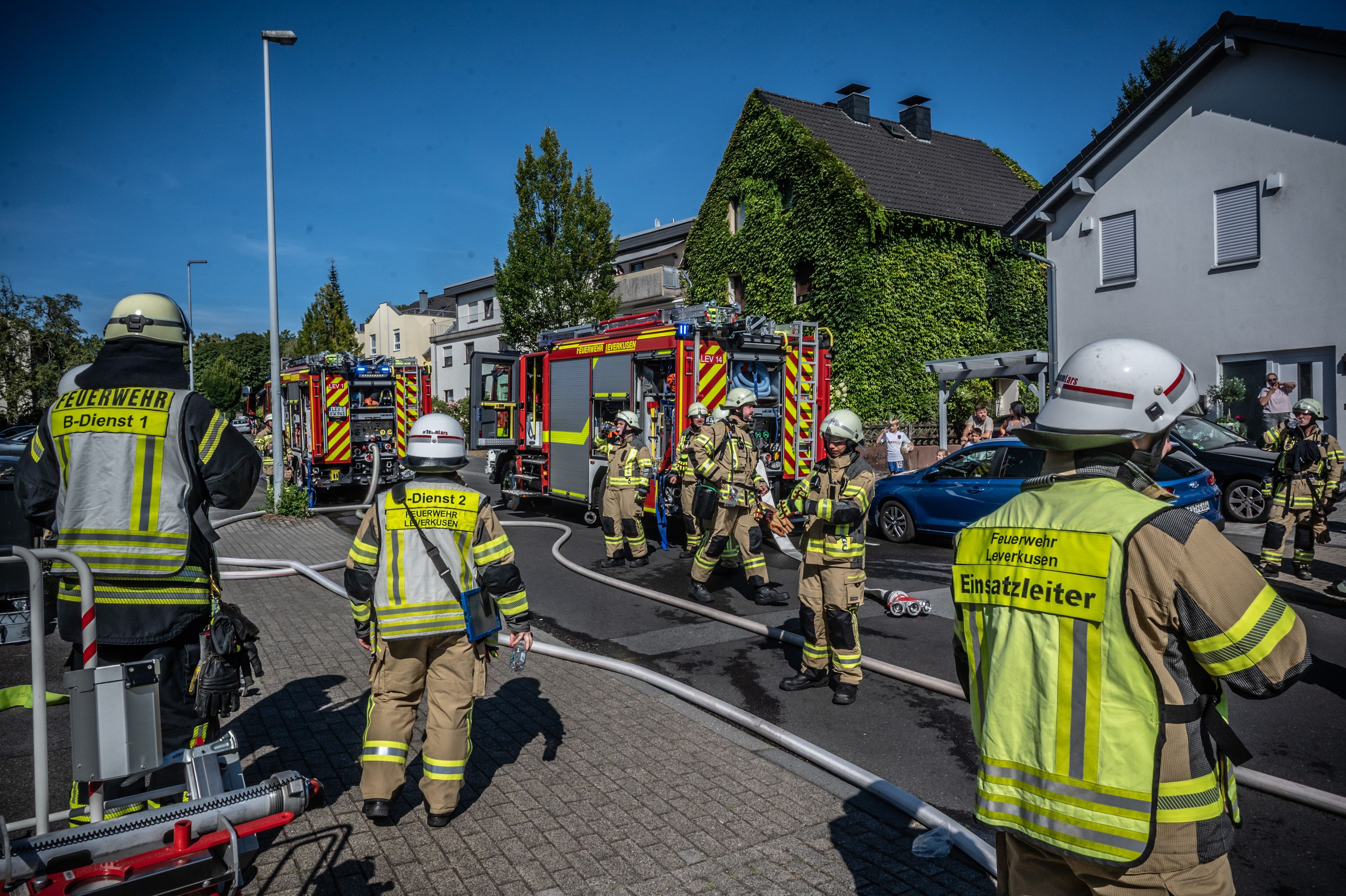 Feuerwehr in Leverkusen.