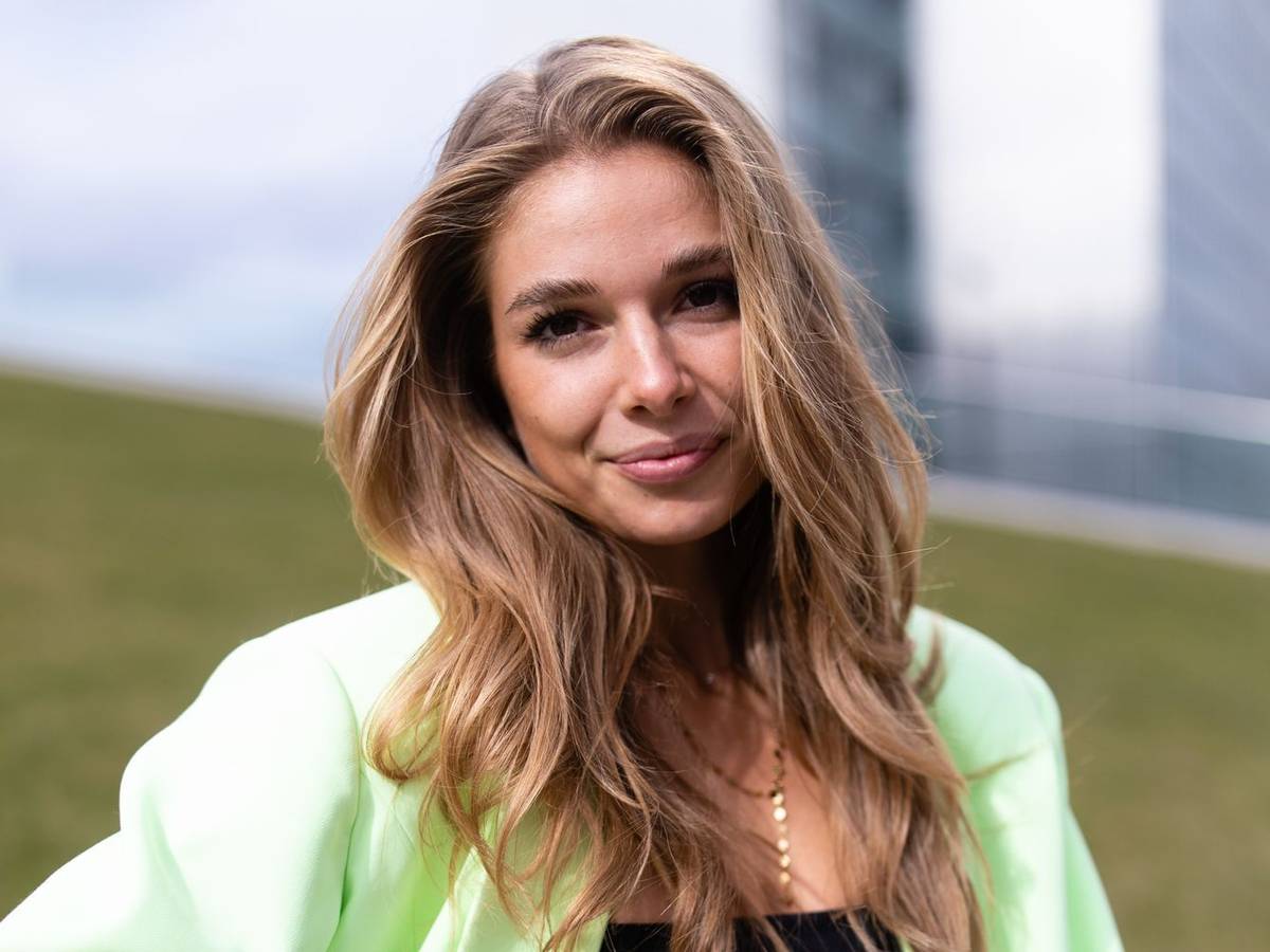 Lola Weippert kann nicht nachvollziehen, dass nur die wenigsten Leute auf Festivals nüchtern bleiben. (Bild: 2022 Getty Images/Joshua Sammer)