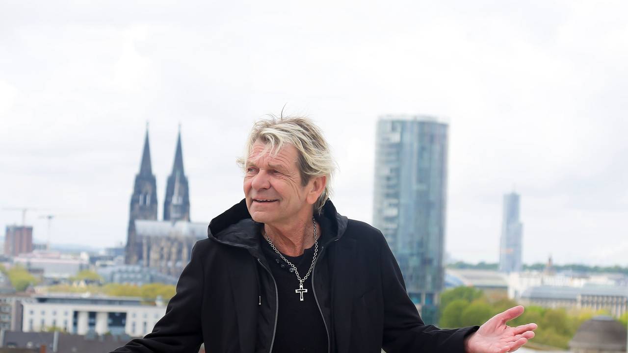 Matthias Reim auf dem Dach der Lanxess-Arena.