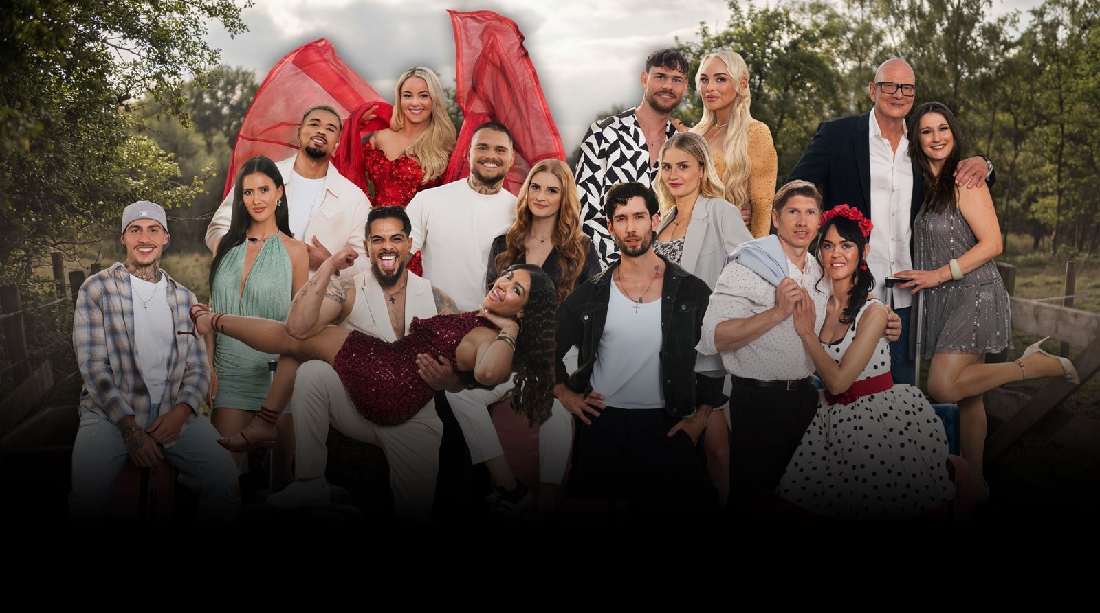Acht Promipaare ziehen zur elften Staffel ins „Sommerhaus der Stars“ ein. (Bild: RTL / Grellert / Werner)