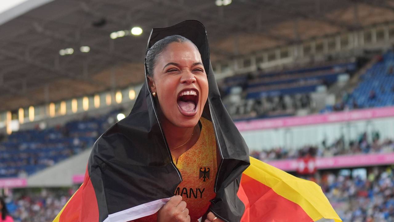 Yemisi Mabry freut sich über Bronze.