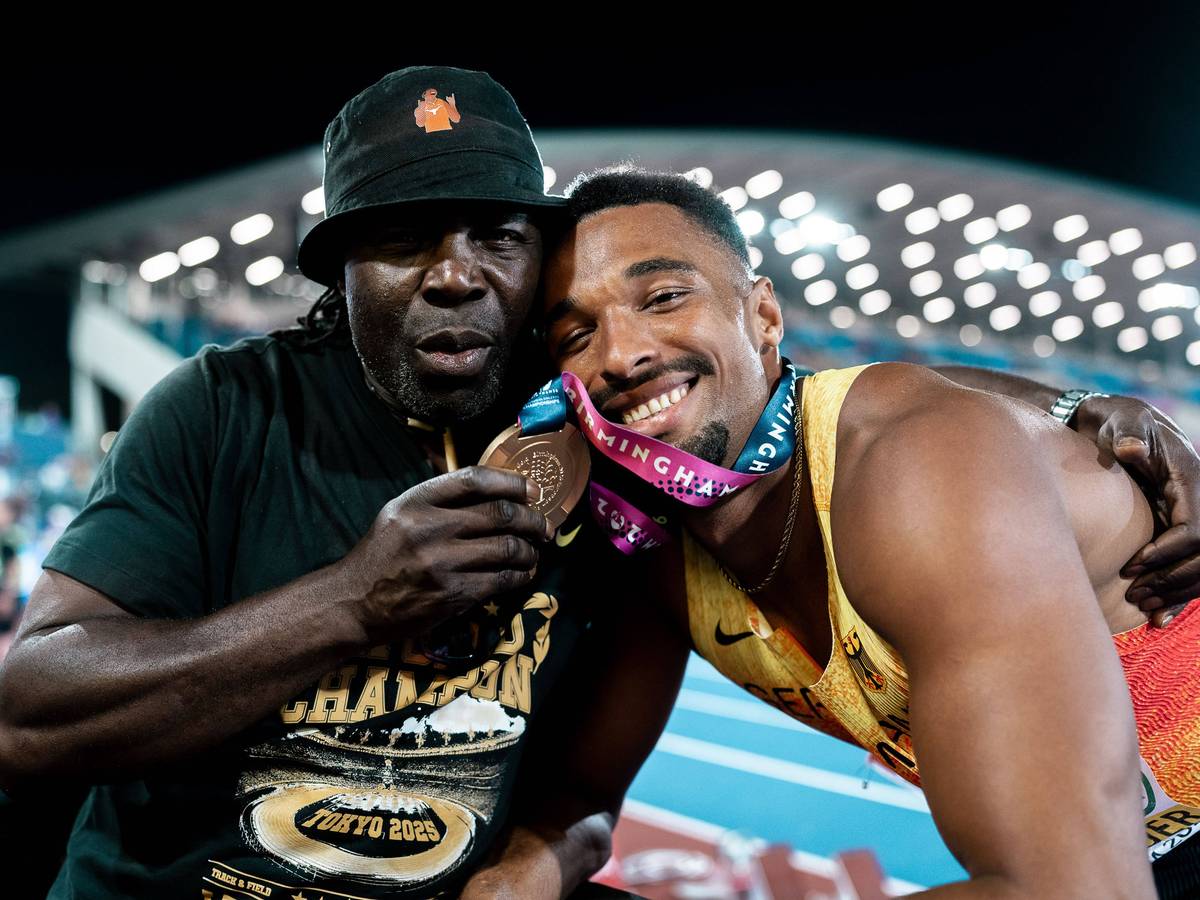 Leo Neugebauer feierte nach seinem Titel mit Papa Terrence.