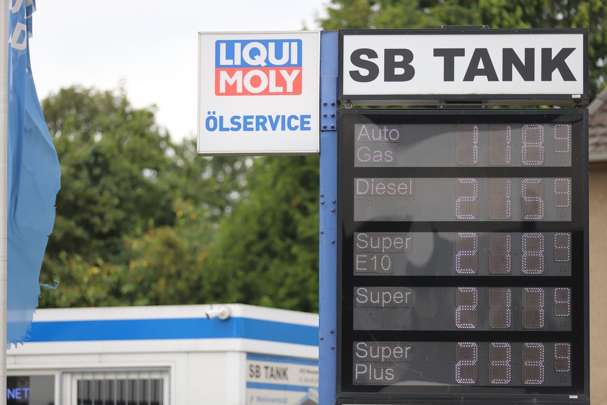 Tankstelle.