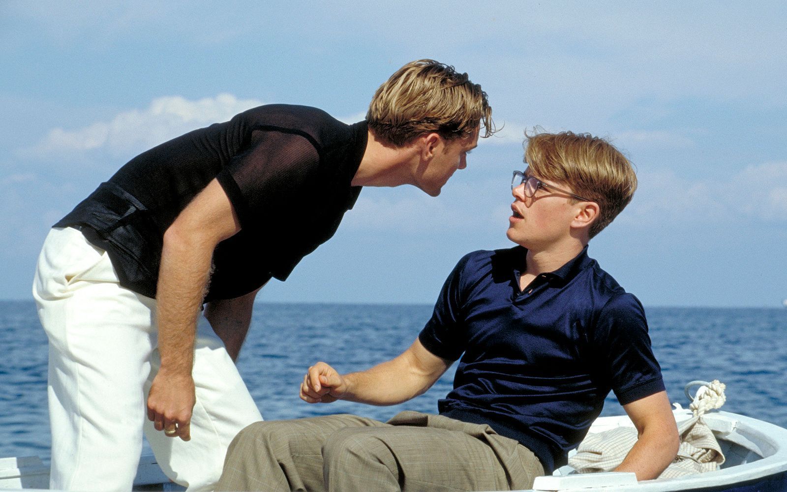 Als Dickie (Jude Law, links) Tom (Matt Damon) die Freundschaft kündigt, bleibt Ripley nur eine Chance, nicht aus dem Paradies vertrieben zu werden: Er muss den snobistischen Dandy töten und in dessen Identität schlüpfen.  (Bild: ARD Degeto)