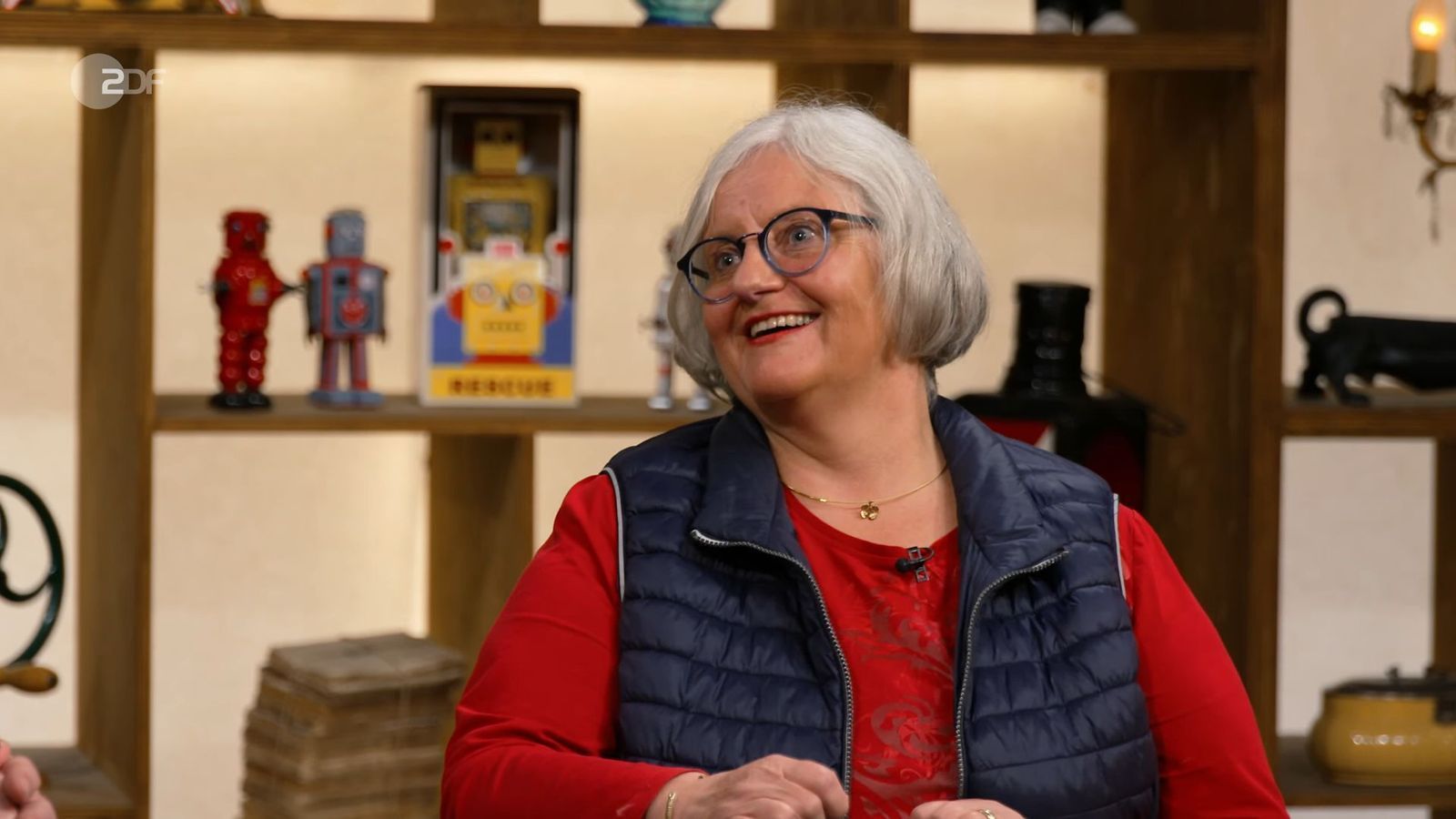 Jutta aus Münster verriet den Verkaufsgrund: „Die stammt von meiner Großmutter, und sie will keiner haben.“
 (Bild: ZDF)