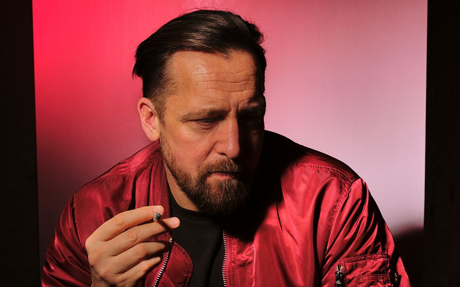 Danger Dan verarbeitet in seinem neuen Song eine lebensverändernde Diagnose. (Bild: Jaro Sanmann-Suffner)