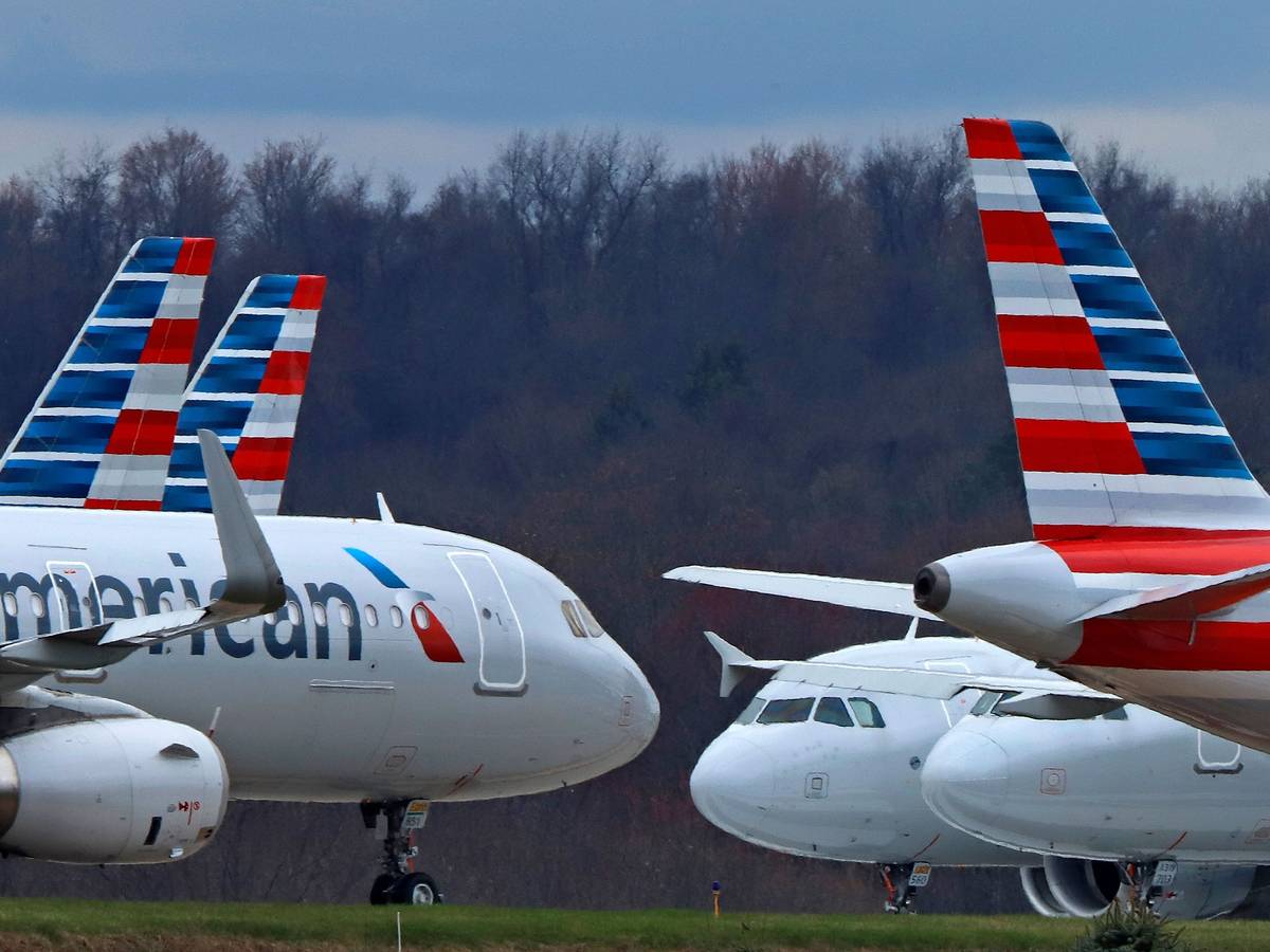 Flugzeuge der American Airlines stehen auf dem Pittsburgh International Airport. (Archivbild)