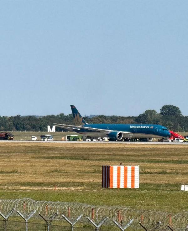 Flugzeug kehrt nach Start am Münchner Flughafen um