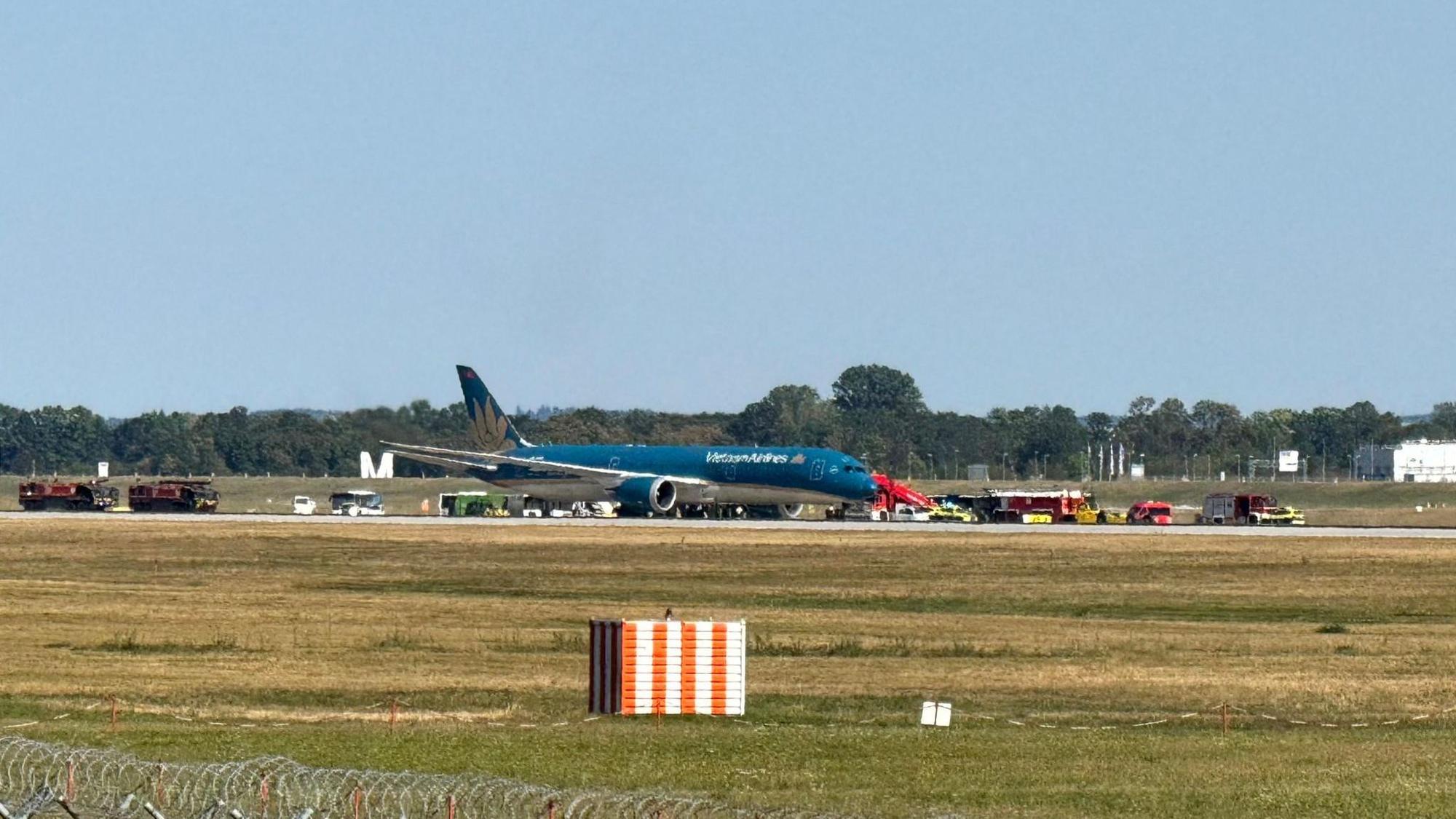 Flugzeug kehrt nach Start am Münchner Flughafen um