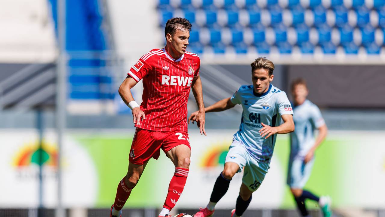 Paul Okon-Engstler am Ball.