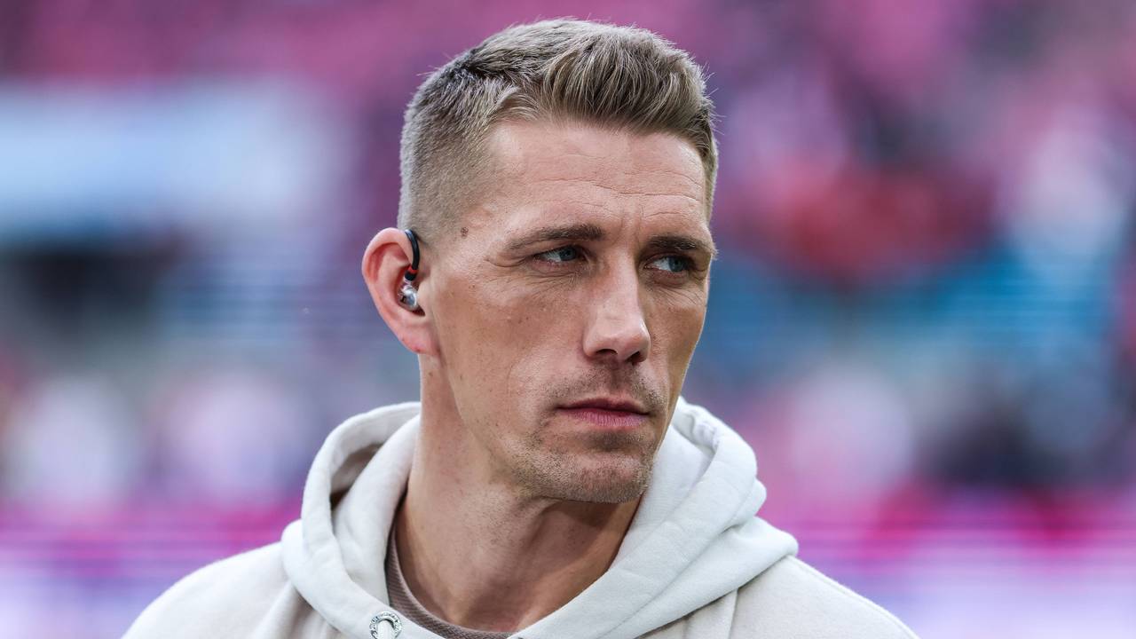 Nils Petersen als Experte im Stadion.